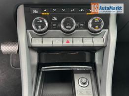 Skoda Karoq 1.5 TSI DSG Top Selection 2Zoklima 2xEinparkhilfe AHK Kamera Sitzheizung beheiztes Lenkrad 