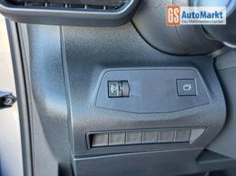 Toyota Proace City Verso 1,2 L2 Business 7 Sitzer Klima Einparkhilfe Apple Tempomat DAB 10 Zoll Display Regensensor 