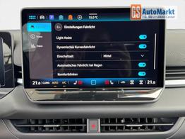Volkswagen T-Roc 1,5 eTSI DSG R-Line LED Plus Anh&auml;ngerkupplung Navi Digital Pro Sitzheizung beheiztes Lenkrad 18 Zoll Alu el.Heckklapp 