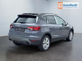 Seat Arona FR 1.5 TSI DSG Mo26 ACC 2Zokl 2xPDC Kam SHZ Full Link 