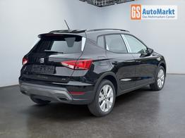 Seat Arona FR 1.5 TSI DSG Mo26 ACC 2Zokl 2xPDC Kam SHZ Full Link 