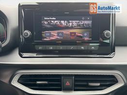 Seat Arona FR 1.5 TSI DSG Mo26 ACC 2Zokl 2xPDC Kam SHZ Full Link 