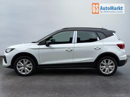 Seat Arona FR 1.5 TSI DSG Mo26 ACC 2Zokl 2xPDC Kam SHZ Full Link 