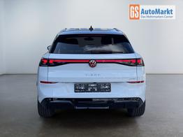 Volkswagen T-Roc 1,5 eTSI DSG R-Line LED Plus Anh&auml;ngerkupplung Navi Digital Pro Sitzheizung beheiztes Lenkrad 18 Zoll Alu el.Heckklappe 5J Garantie 