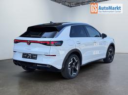 Volkswagen T-Roc 1,5 eTSI DSG R-Line LED Plus Anh&auml;ngerkupplung Navi Digital Pro Sitzheizung beheiztes Lenkrad 18 Zoll Alu el.Heckklappe 5J Garantie 