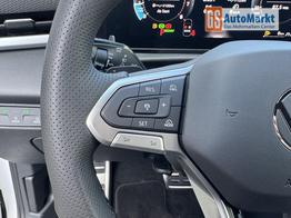 Volkswagen T-Roc 1,5 eTSI DSG R-Line LED Plus Anh&auml;ngerkupplung Navi Digital Pro Sitzheizung beheiztes Lenkrad 18 Zoll Alu el.Heckklappe 5J Garantie 