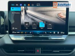 Volkswagen T-Roc 1,5 eTSI DSG R-Line LED Plus Anh&auml;ngerkupplung Navi Digital Pro Sitzheizung beheiztes Lenkrad 18 Zoll Alu el.Heckklappe 5J Garantie 
