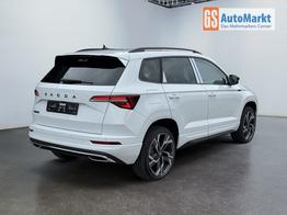 Skoda Karoq Sportline 1,5 TSI DSG 2ZKlimaautomatik Canton Anh&auml;ngerkupplung Totewinkel Assistent 2 x Einparkhilfe Kamera 19 Zoll Felgen adaptiver Tempomat 5J Garantie 