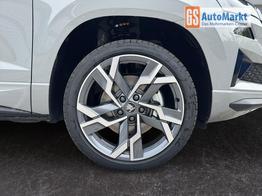 Skoda Karoq Sportline 1,5 TSI DSG 2ZKlimaautomatik Canton Anh&auml;ngerkupplung Totewinkel Assistent 2 x Einparkhilfe Kamera 19 Zoll Felgen adaptiver Tempomat 5J Garantie 