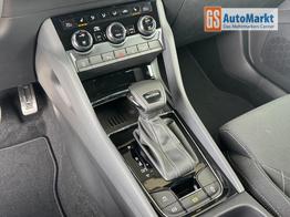 Skoda Karoq Sportline 1,5 TSI DSG 2ZKlimaautomatik Canton Anh&auml;ngerkupplung Totewinkel Assistent 2 x Einparkhilfe Kamera 19 Zoll Felgen adaptiver Tempomat 5J Garantie 