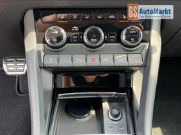 Skoda Karoq Sportline 1,5 TSI DSG 2ZKlimaautomatik Canton Anh&auml;ngerkupplung Totewinkel Assistent 2 x Einparkhilfe Kamera 19 Zoll Felgen adaptiver Tempomat 5J Garantie 