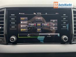 Skoda Karoq Sportline 1,5 TSI DSG 2ZKlimaautomatik Canton Anh&auml;ngerkupplung Totewinkel Assistent 2 x Einparkhilfe Kamera 19 Zoll Felgen adaptiver Tempomat 5J Garantie 