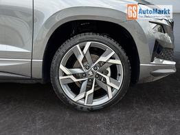 Skoda Karoq Sportline 1,5 TSI DSG 2ZKlimaautomatik Canton Anh&auml;ngerkupplung Totewinkel Assistent 2 x Einparkhilfe Kamera 19 Zoll Felgen adaptiver Tempomat 5J Garantie 