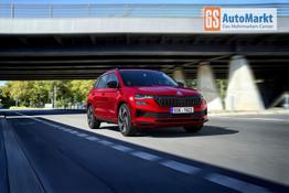 Skoda Karoq Extra 1,0 TSI 2ZoKlima Kamera 2x Einparkhilfe Alu Felgen 5J Garantie Sitzheizung LED Scheinwerfer ACC 