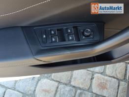 Volkswagen T-Roc Black Style 1,5 TSI 150 PS DSG AHK-IQ Light-Navi-ACC-Kamera-19 "Alu-IQ Drive-Sofort 