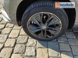 Skoda Karoq Sportline 1,5 TSI 150 PS DSG Navi-4x Sitzheizung-Canton Sound-Anh&auml;ngerkupplung-LED-Matrix-AppleCarPlay-Android-Auto-ACC-Kessy-2-Zonen-Klimaautomatik-18''Alu-Sofort 
