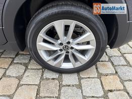 Volkswagen T-Cross Life Plus-1,0 TSI 116 PS DSG-ACC-17"-Kamera-SunSet-Climatronic-Sofort 