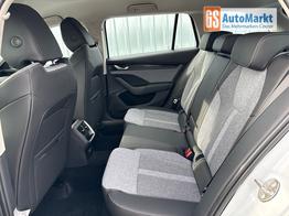 Skoda Octavia Combi Selection 1,5 TSI 150 PS DSG mHEV - 4 Jahre Garantie-2x PDC--SmartLink-AndroidAuto-AppleCarPlay-DigitalCockpit-Interieur Design LODGE-Teilleder-Ambientelicht-DAB+ -16" Alu-Keyless-sofort 