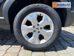 Dacia Duster Expression_Mild hybrid TCe _ 103 kW / 140 PS_6 Gang_Frontantrieb-GARANTIE_AHK abn._NAVI_USB_DAB+_WINTERPAKET_AppleCarPlay&AndroidAuto_PDC&R&uuml;ckfahrkamera_Tempomat&Speedlimiter_LED_ALU 17"_Klimaanlage_ISOFIX_sofort verf&uuml;gbar 