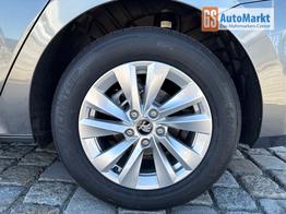 Skoda Octavia Combi Selection 2,0 TDI 150 PS DSG-5 Jahre Garantie-PDC vorne und hinten-Kamera-Sitzheizung-Navi-Sofort 
