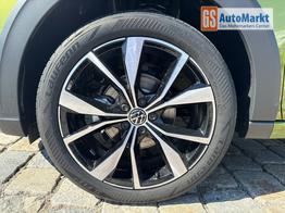 Volkswagen Taigo Limited R-LINE -1.0 TSI-116 PS-DSG-Anschlussgarantie-AppleCarPlay-AndroidAuto-Kessy GO-ACC-PDC2x-Kamera-LED MATRIX-18"Alu-Sofort 