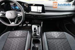 Volkswagen Golf R-Line 8 1.5 eTSI 150 DSG LED+ Nav SHZ LM18 