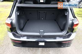 Volkswagen Golf R-Line 8 1.5 eTSI 150 DSG LED+ Nav SHZ LM18 