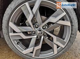 Skoda Karoq Sportline 2.0TDI DSG 4x4 AHK Matrix Pano Sound Leder 19 Zoll 