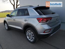 Volkswagen T-Roc LIFE 1.5 TSI DSG PDC Kamera ACC LED Sunset 17 Zoll 