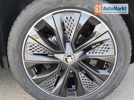 Skoda Karoq Sportline 2.0TDI DSG 4x4 AHK Matrix Navi ACC 