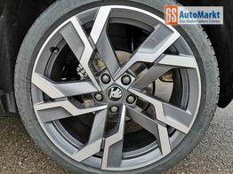 Skoda Karoq Sportline 2.0TDI DSG 4x4 AHK Matrix Pano Sound Leder 19 Zoll 