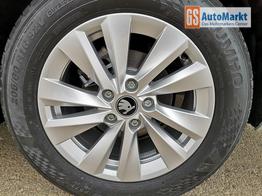 Skoda Octavia Combi 2.0 TDI 110 kW Selection Kombi DSG AHK Navi GV5 