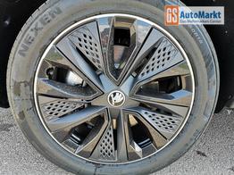 Skoda Karoq Sportline 1.5TSI DSG ABT AHK Matrix ACC Navi 
