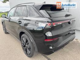 Volkswagen T-Roc 1.5 eTSI 110 kW R-Line Pano Black GV5 19 Zoll 