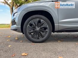 Skoda Karoq Sportline 2.0TDI DSG 4x4 AHK Matrix Navi ACC 