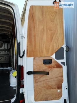 Volkswagen Crafter Kastenwagen 35 mittellang Hochdach FWD DSG L3H3 AHK Kamera 3 Sitzer GV5 APP 