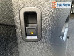 Volkswagen Golf GTI DSG AHK+IQ.Light+Drive+Black+Harman+Alu19+HUD+Navi+Pano+Keyless 