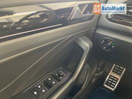 Volkswagen T-Roc R-Line 150PS DSG Black+AHK+Matrix+Navi 