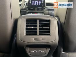 Volkswagen T-Roc R-Line 150PS DSG Black+AHK+Matrix+Navi 