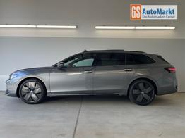Volkswagen Passat Variant R-Line 265PS 4M Stdhz+Leder+AHK+DCC+Pano+Harman+Alu19+IQ.Drive+Black+HUD 