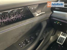 Volkswagen Passat Variant R-Line 265PS 4M Stdhz+Leder+AHK+DCC+Pano+Harman+Alu19+IQ.Drive+Black+HUD 