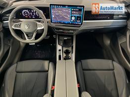 Volkswagen Passat Variant R-Line 265PS 4M Stdhz+Leder+AHK+DCC+Pano+Harman+Alu19+IQ.Drive+Black+HUD 