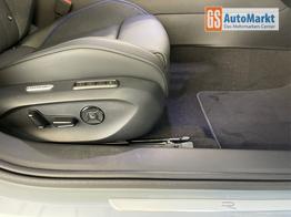 Volkswagen Passat Variant R-Line 265PS 4M Stdhz+Leder+AHK+DCC+Pano+Harman+Alu19+IQ.Drive+Black+HUD 