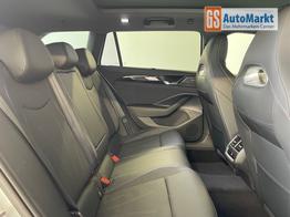 Volkswagen Passat Variant R-Line 265PS 4M Stdhz+Leder+AHK+DCC+Pano+Harman+Alu19+IQ.Drive+Black+HUD 