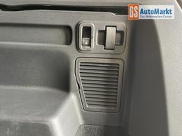 Volkswagen Touran Comfortline 1.5 TSI DSG 7Sitz+AHK+IQ.Light+Kamera+Navi+eHeck+Keyless+Sitzheiz 