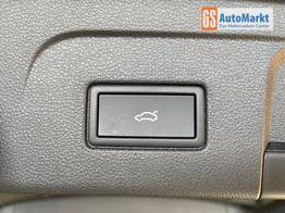 Volkswagen Touran Comfortline 1.5 TSI DSG 7Sitz+AHK+IQ.Light+Kamera+Navi+eHeck+Keyless+Sitzheiz 