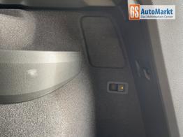 Skoda Karoq Selection 150PS DSG AHK+Kamera+ACC+Kessy+Kamera+ParkPilot vo+hi+App 