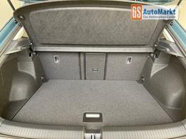 Volkswagen T-Roc LIFE 150PS AHK+Keyless+Kamera+ACC+Sitzheiz+Climatronic+Alu17 