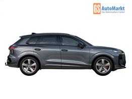 Audi Q3 NEU TFSI quattro S line TechPro+Matrix+AHK+Alu19+KlimaPlus+ExtSchwarz+DCC 