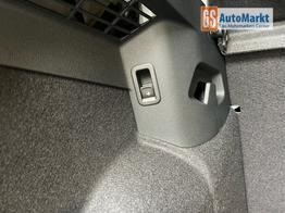 Volkswagen Golf Style 1.5 eHybrid 150kW/204PS DSG IQ.Light+Navi+Travel Assist+HUD+Winterpaket 